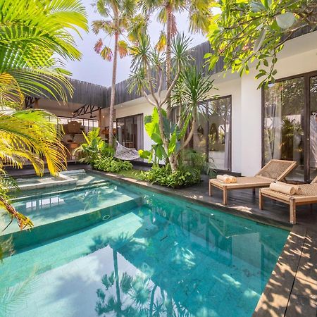 Villa Yogi Surf 2 Canggu Exterior foto