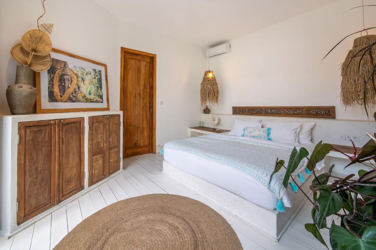 Villa Yogi Surf 2 Canggu Exterior foto